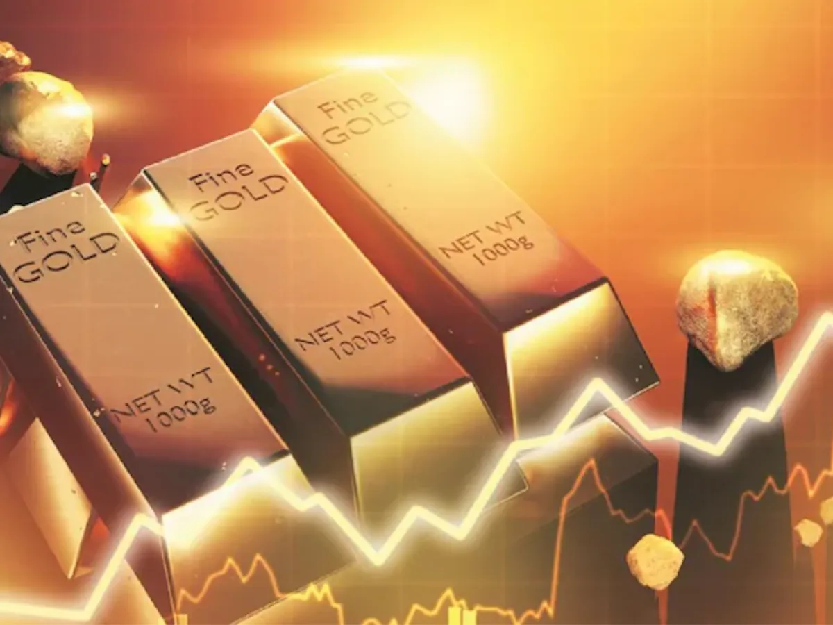 Gold ETF: 30% रिटर्न के बाद झटका, 11 महीने में पहली बार निवेशकों ने गोल्ड ईटीएफ से निकाले पैसे – gold etfs log first pullback in 11 months after 30 return in last year