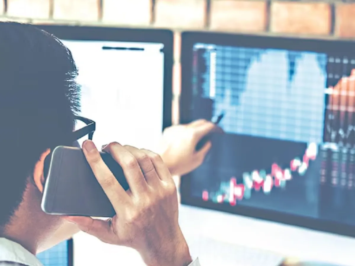 Trading Strategy: Sensex-Nifty में सीमित दायरे में ट्रेडिंग के संकेत, एक्सपर्ट्स की सलाह-गिरावट पर खरीदें, तेजी पर अपनाएं मुनाफावसूली की स्ट्रेटेजी – trading strategy tuesday 29 april experts advice buy on dips profit booking on rise factors to watch