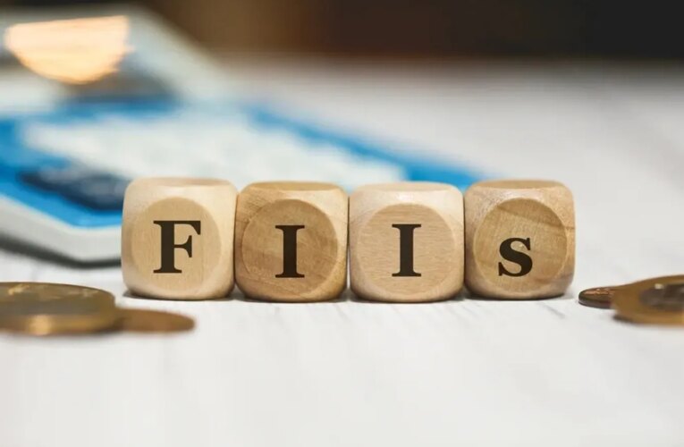 मार्च में बैंक और टेलीकॉम स्टॉक्स ने मचाया धमाल, IT और ऑटो से भागे विदेशी निवेशक! – bank and telecom stocks rocked in march foreign investors fled from it and auto