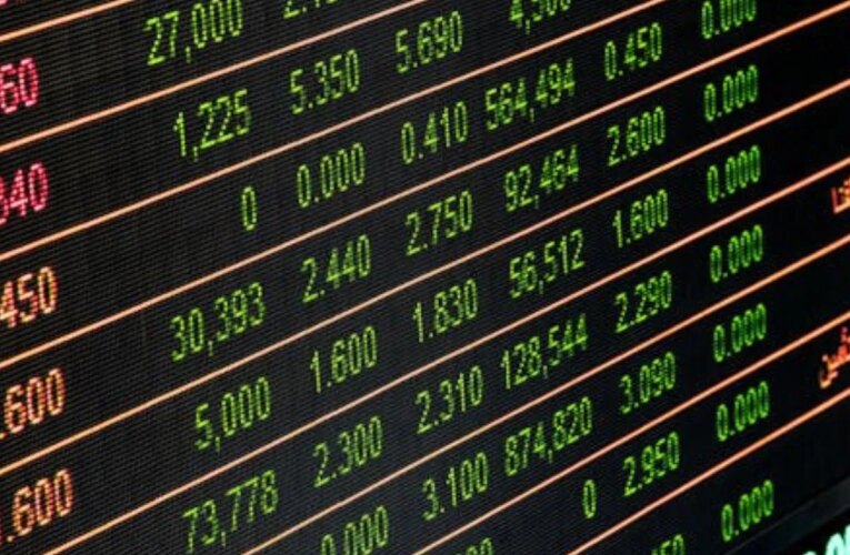 सिर्फ एक दिन में 20% तक उछले ये 4 Smallcap Stocks, निवेशकों की लग गई लॉटरी! – these 4 small cap stocks jumped up to 20 in just one day investors hit the jackpot